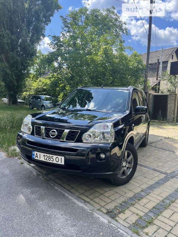 Nissan X-trail (2008)