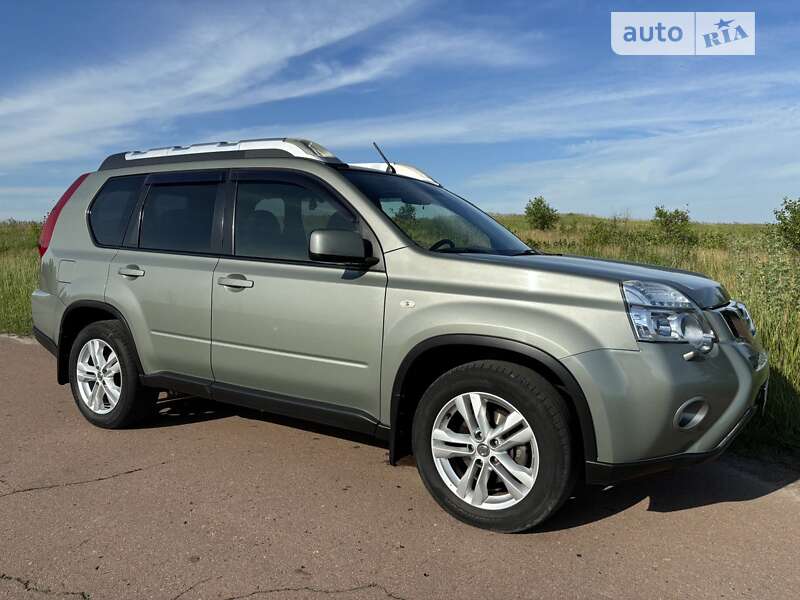 Nissan X-trail (2013)