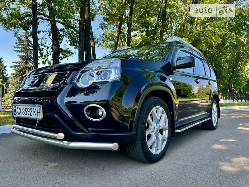 Nissan X-trail (2012)