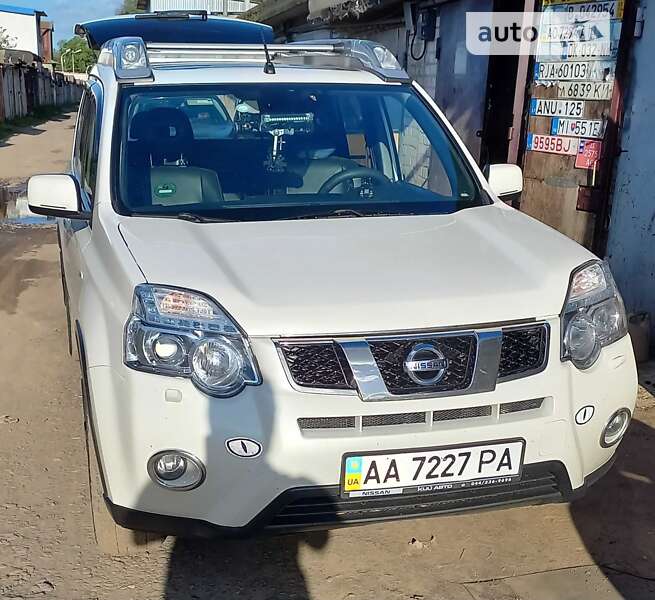 Nissan X-trail (2014)