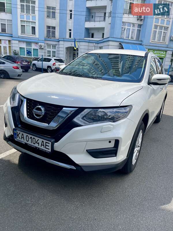 Nissan X-trail (2019)