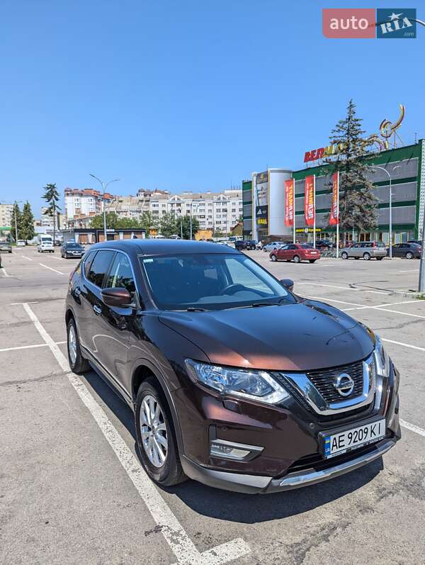 Nissan X-trail (2019)