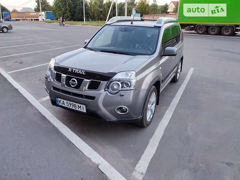Nissan X-trail (2013)