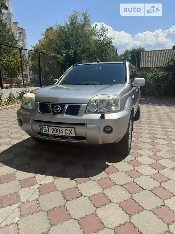 Nissan X-trail (2005)