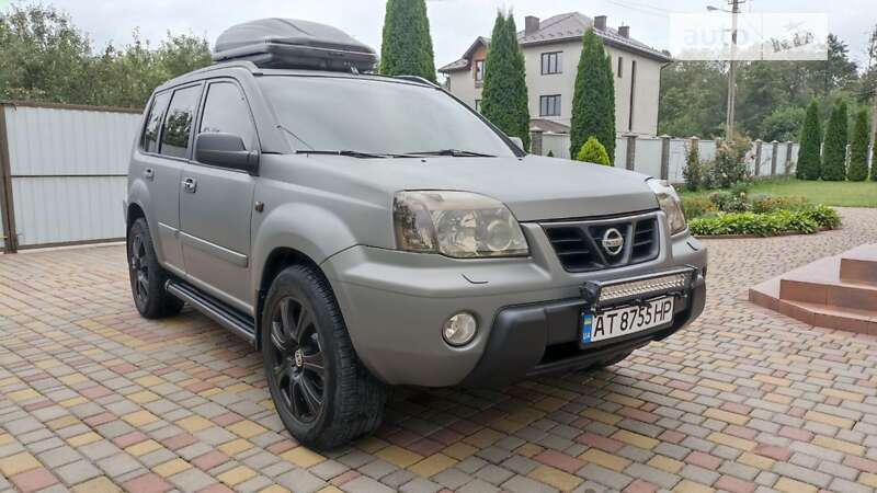 Nissan X-trail (2002)