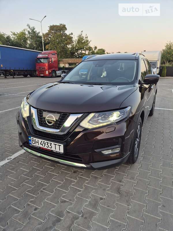 Nissan X-trail (2019)