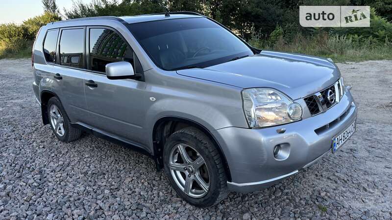 Nissan X-trail (2008)