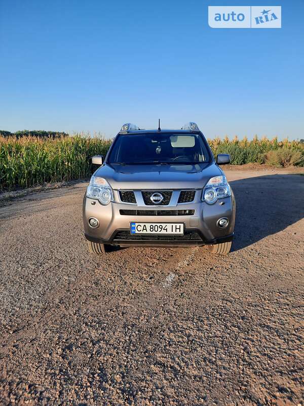 Nissan X-trail (2012)