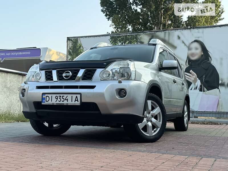 Nissan X-trail (2008)