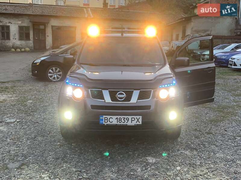 Nissan X-trail (2010)