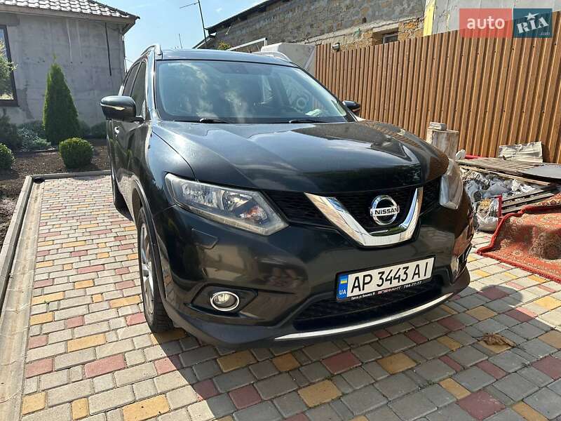 Nissan X-trail (2016)