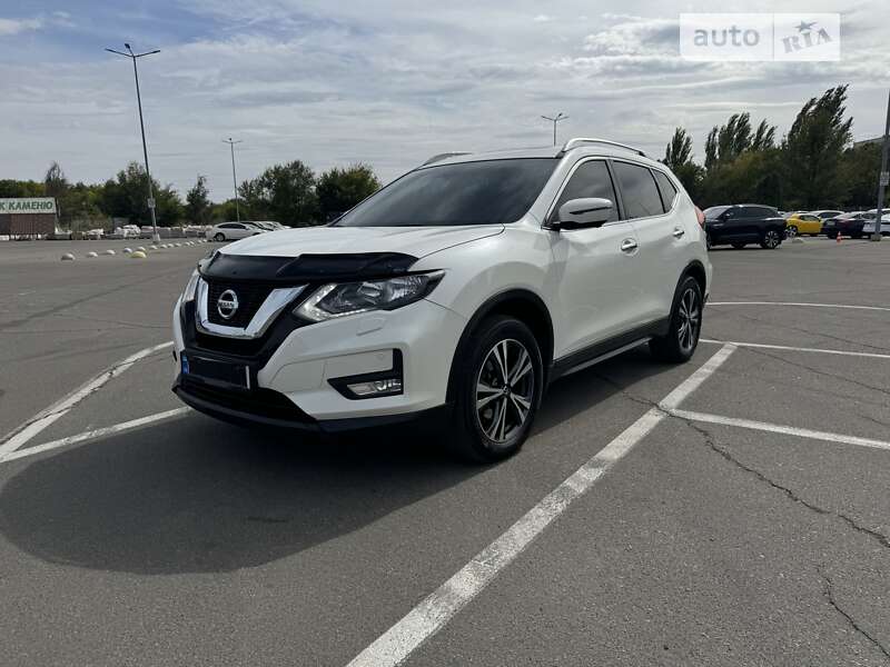 Nissan X-trail (2019)