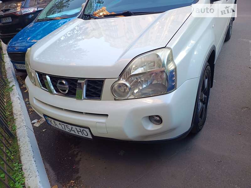Nissan X-trail (2008)