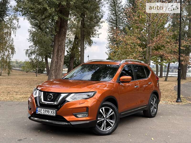 Nissan X-trail (2018)