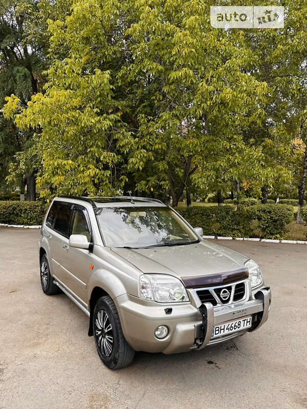 Nissan X-trail (2002)