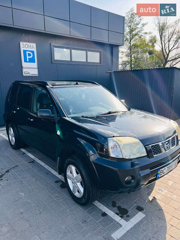 Nissan X-trail (2006)