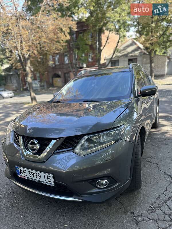 Nissan X-trail (2017)