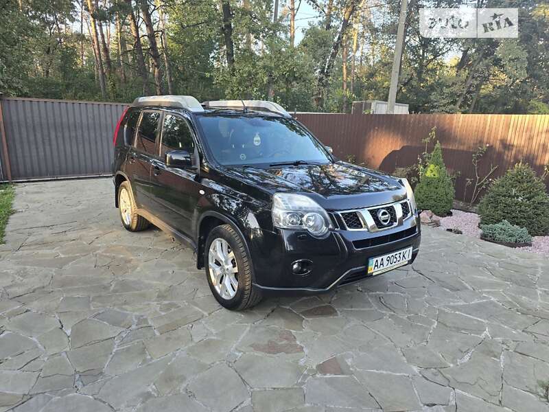 Nissan X-trail (2010)
