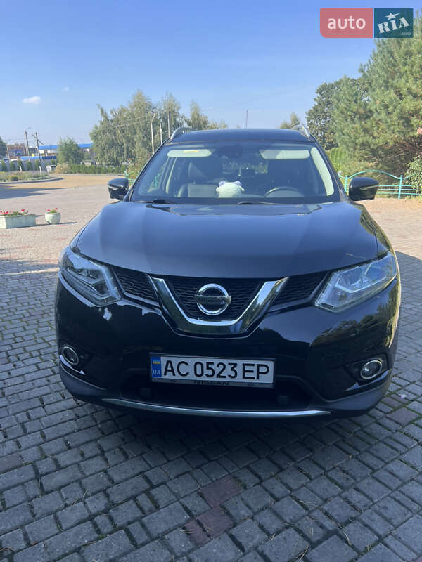 Nissan X-trail (2016)