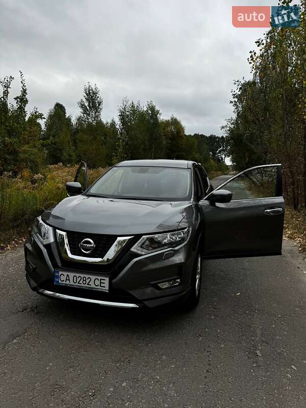 Nissan X-trail (2018)
