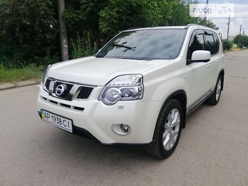 Nissan X-trail (2012)
