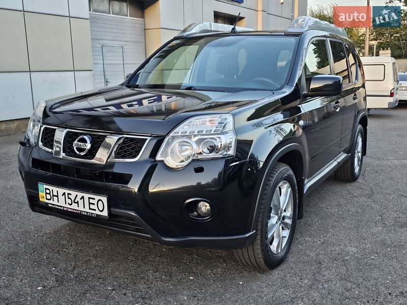 Nissan X-trail (2013)