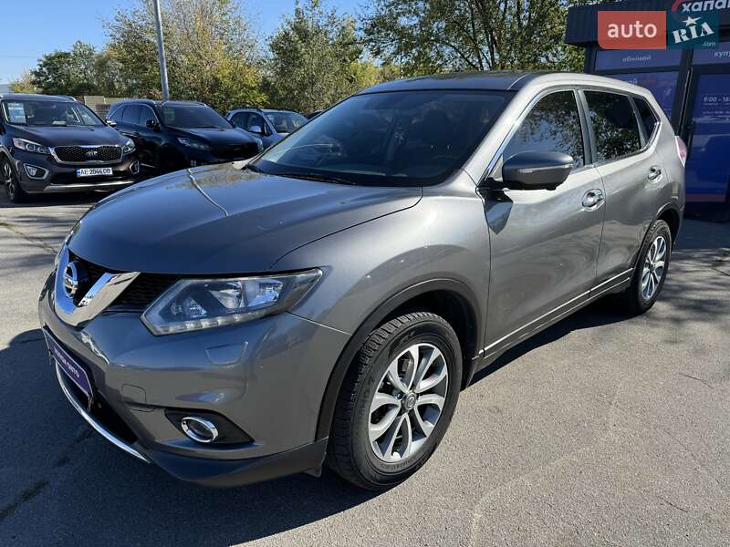 Nissan X-trail (2017)