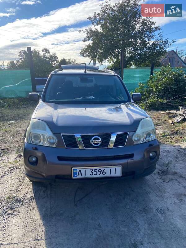 Nissan X-trail (2008)