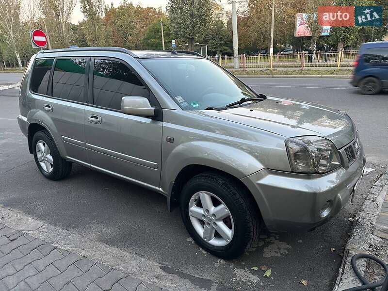 Nissan X-trail (2006)
