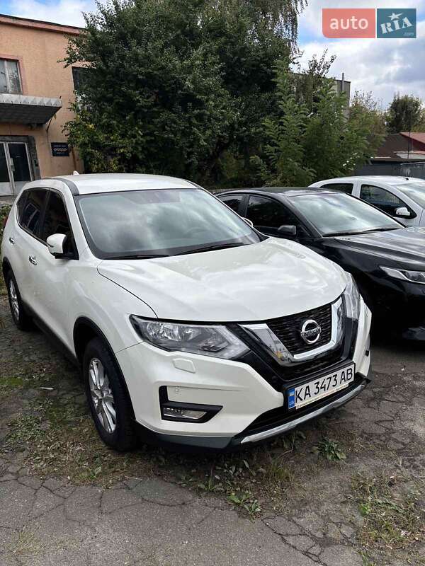 Nissan X-trail (2019)