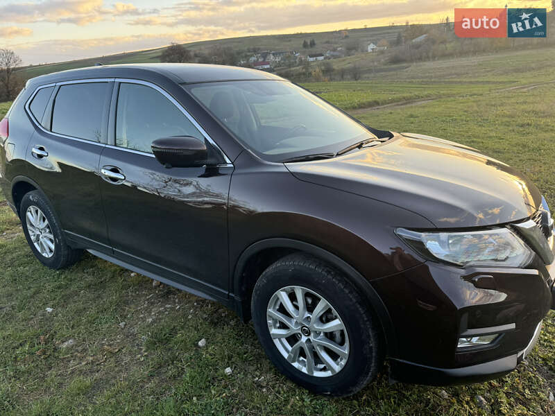 Nissan X-trail (2019)