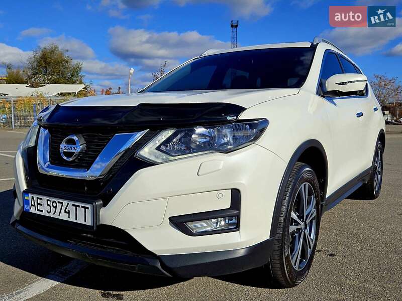 Nissan X-trail (2019)