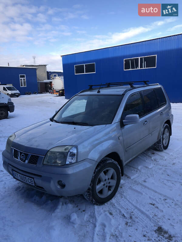 Nissan X-trail (2004)
