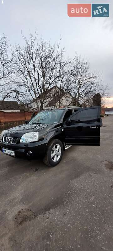 Nissan X-trail (2006)