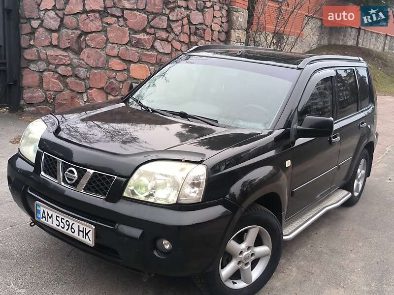 Nissan X-trail (2005)