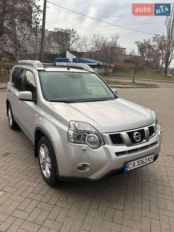 Nissan X-trail (2013)