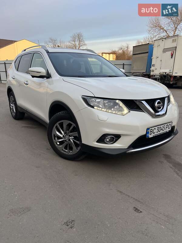 Nissan X-trail (2017)