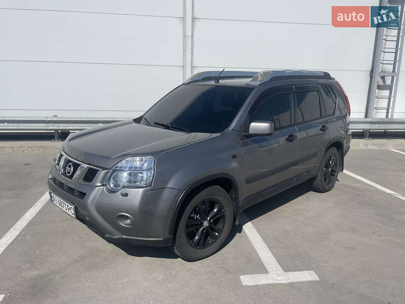 Nissan X-trail (2012)