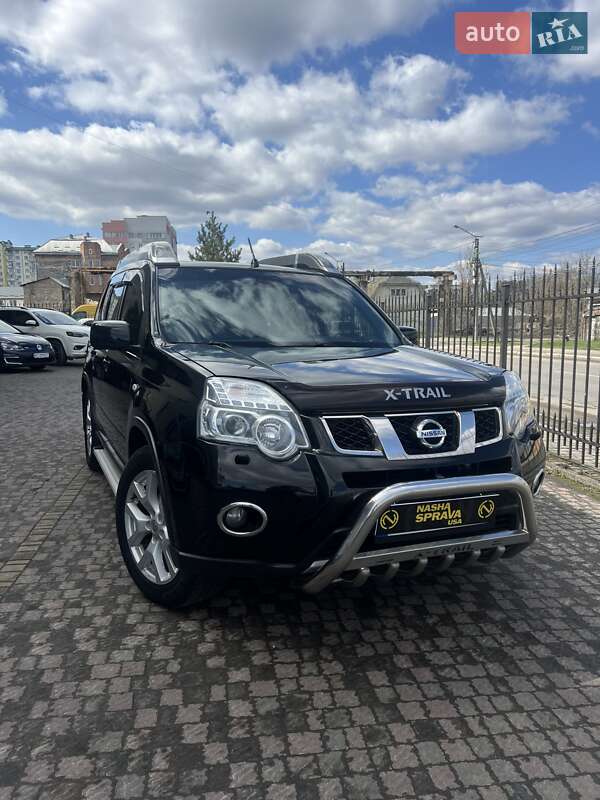 Nissan X-trail (2012)