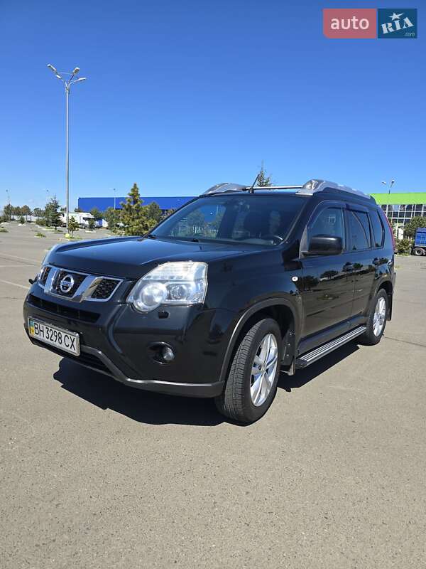 Nissan X-trail (2010)