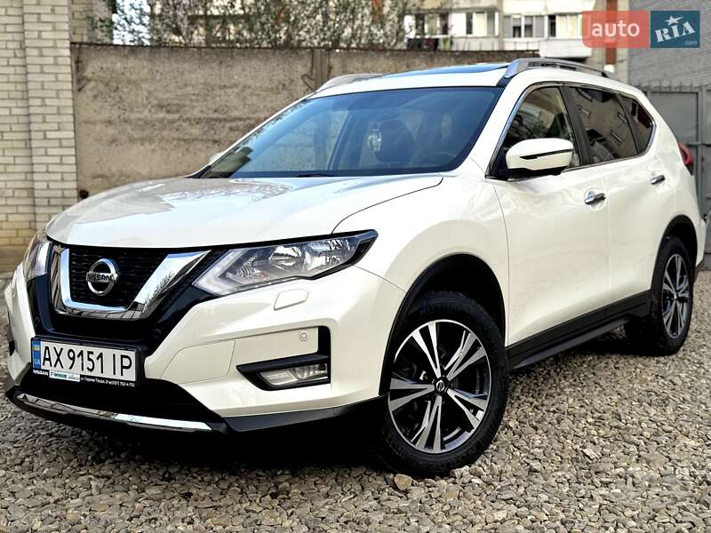 Nissan X-trail (2020)
