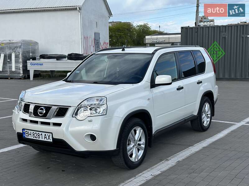Nissan X-trail (2011)