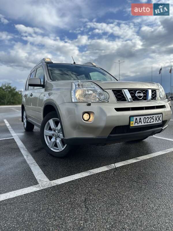 Nissan X-trail (2007)
