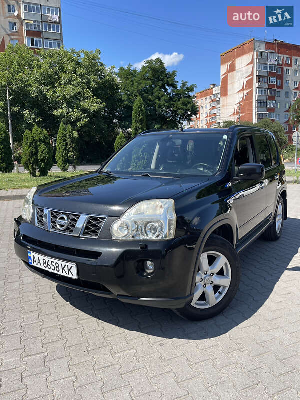 Nissan X-trail (2008)