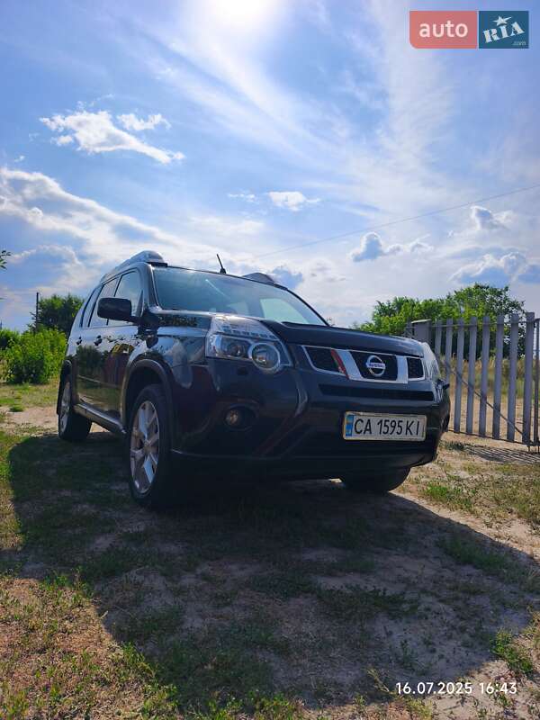 Nissan X-trail (2010)