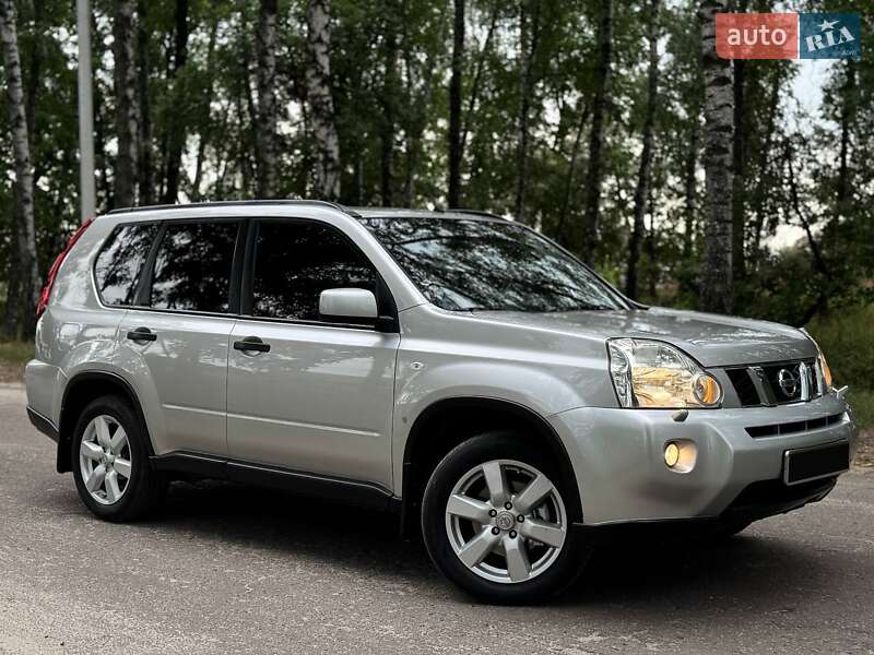 Nissan X-trail (2008)