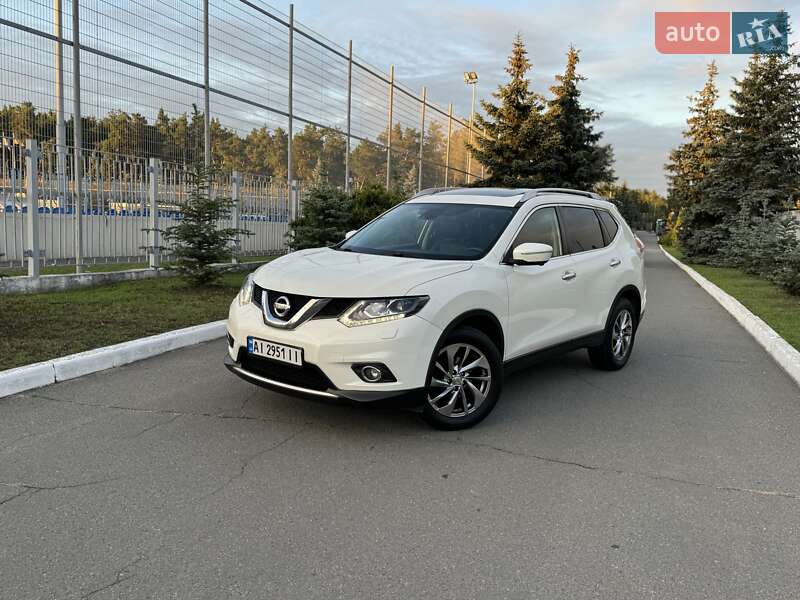 Nissan X-trail (2016)