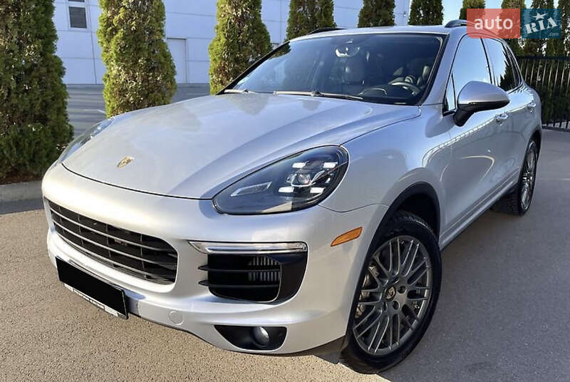 Porsche Cayenne (2017)