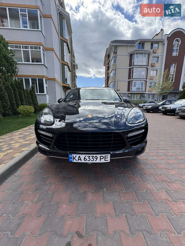 Porsche Cayenne (2011)