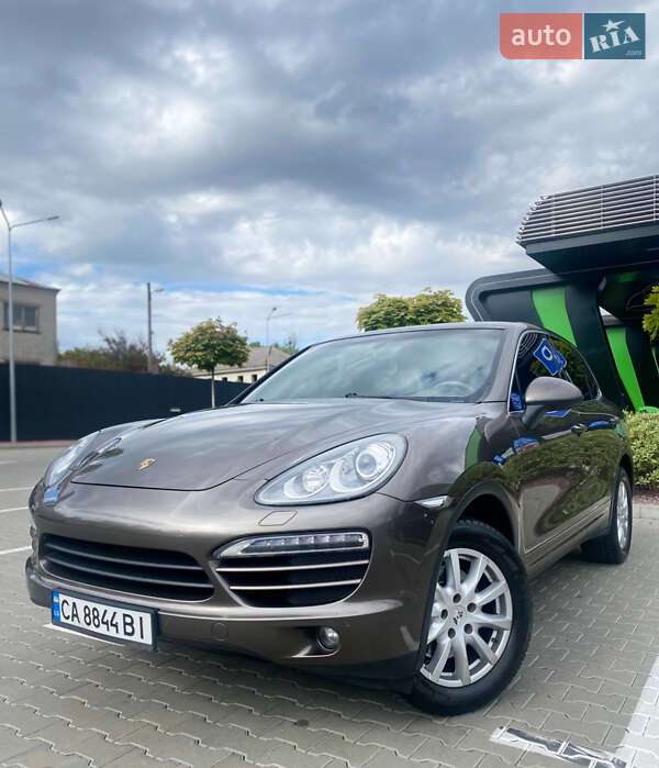 Porsche Cayenne (2011)